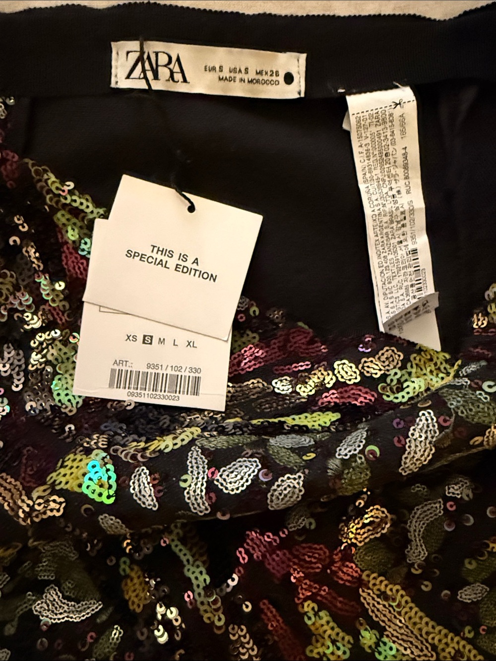 Zara NWT multicolor Sequin Mini Skirt on black underlay size Small - Picture 7 of 14